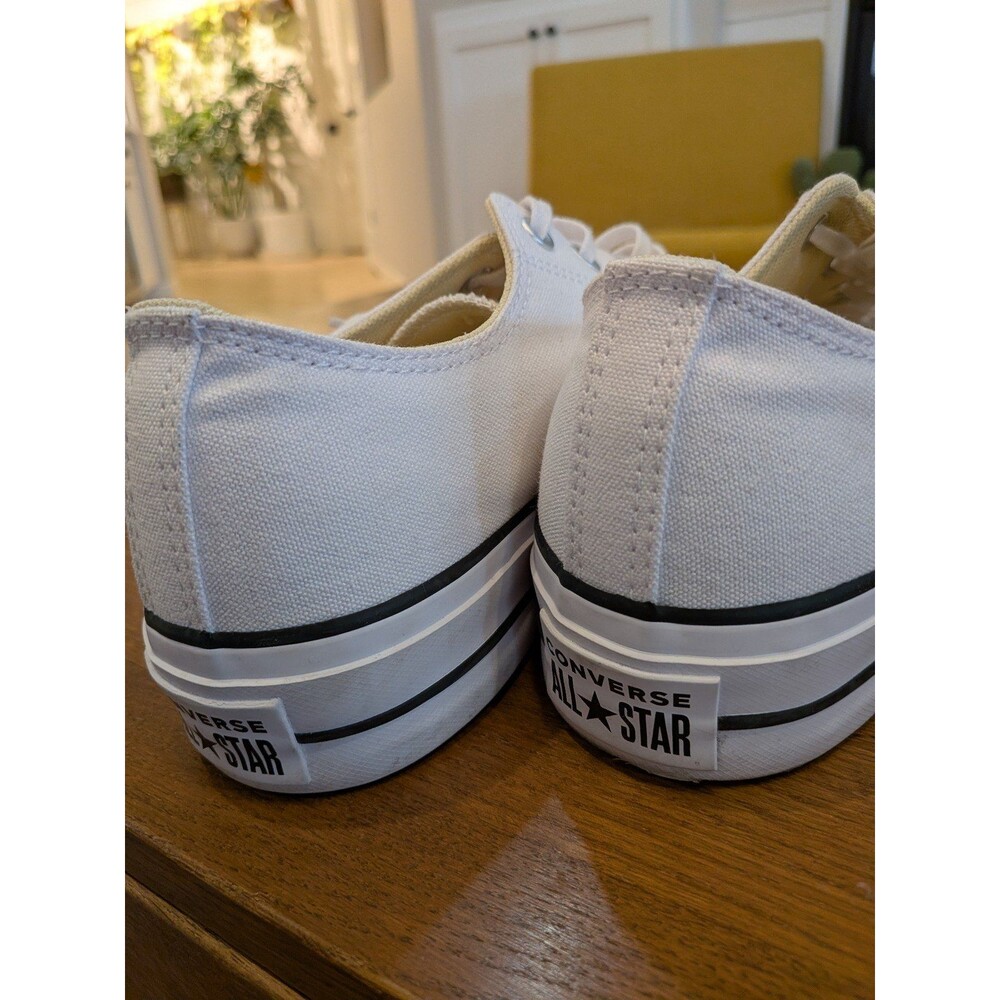 Platform, Converse - image 5